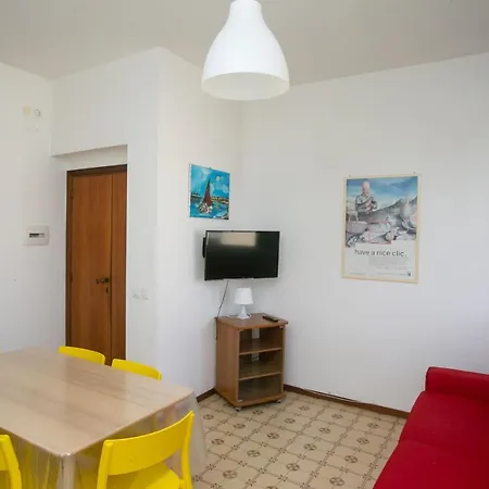 M26 - Marcelli, Trilocale Con Terrazzo A 80 Metri Dal Mare * Marcelli